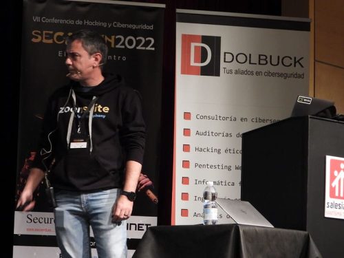 52523396922 d24f0db5a4 c