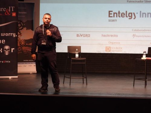 52524408953 e677851230 c