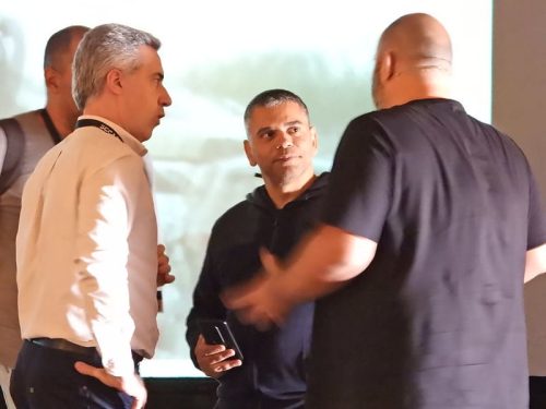 52527549577 7349b59a9f c