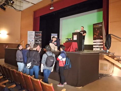 52528549693 4068a0372c c