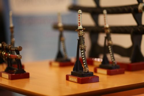 img 7877 40045792884 l