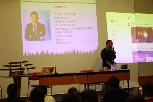 img 7893 38945287930 l